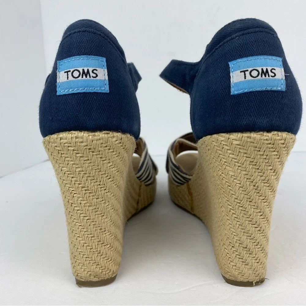 Toms size 9 Women’s Blue White Striped Ankle Strap Espadrille Wedge Sandals